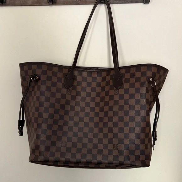 Brown Checkered Tote Bag - Picture 1 of 7